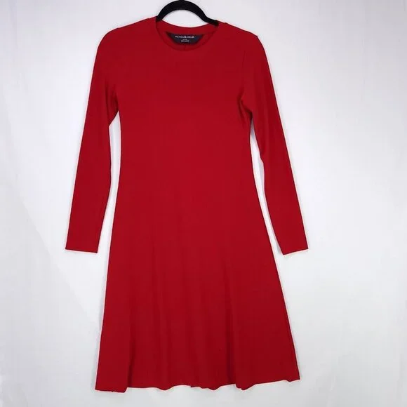 Norma Kamali Shift Dress Size XS Red Long Sleeve Stretch Classic Elegant - Picture 1 of 9